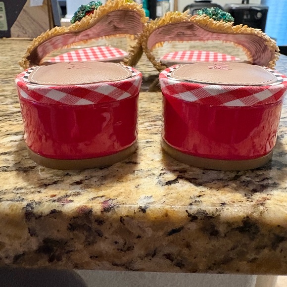 Betsey Johnson nautural Lindyy Fruit Block Heel Bead Embellished Sandals size 11 - Picture 8 of 11